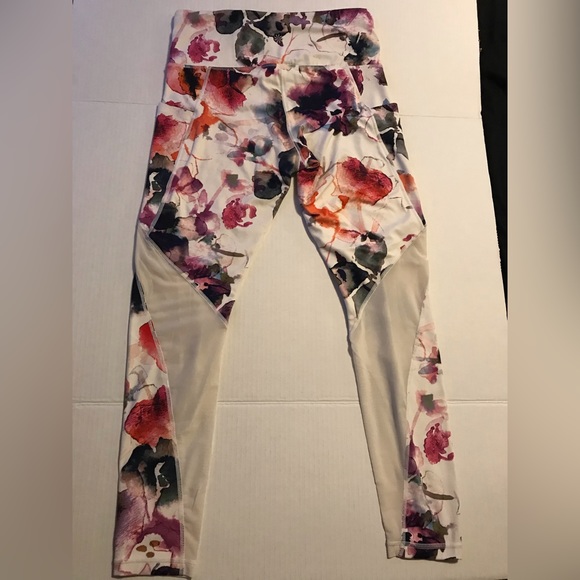 Athleta Floral Mudra Mesh 7/8 Leggings - Picture 7 of 7